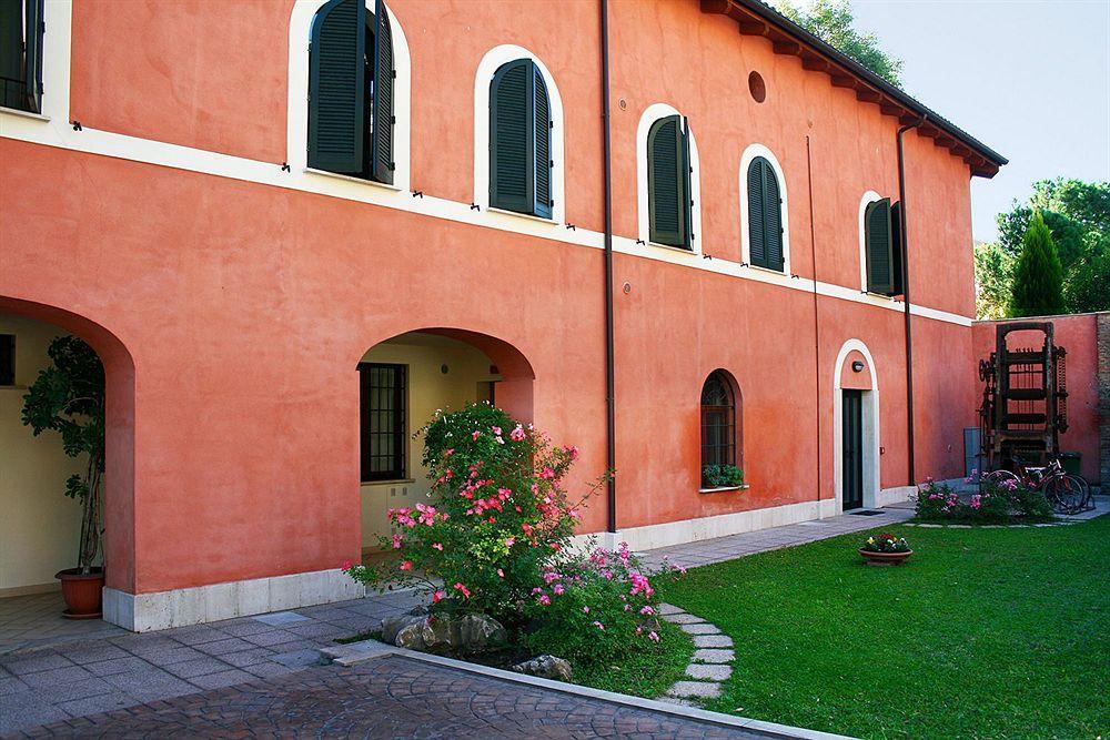 Residence Bizzoni Terni Kültér fotó